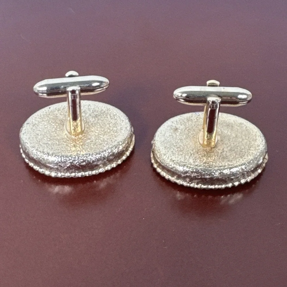 Vintage Gold Tone Micro Mosaic Oval Cufflinks White Black And Gray